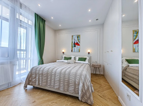 Квартира рядом с метро и жд вокзалом и прекрасным видом на город