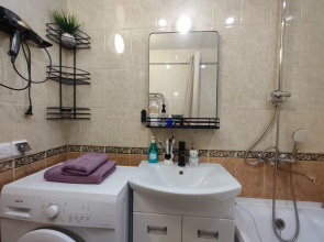 Квартира Уютная 2 комнаты рядом с Аэропортом в микрорайоне Современник