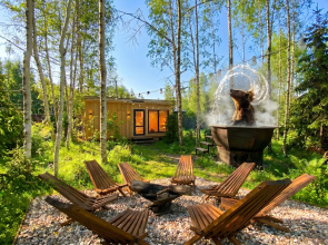 ElkiShale s banej i chanom Private house