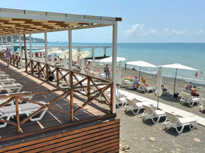 Квартира с бассейном на территории МореСолнцеАпарт