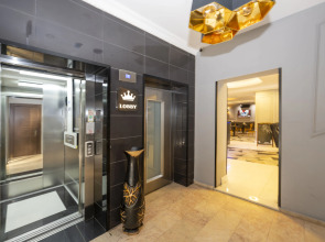 Отель Comfort Suites