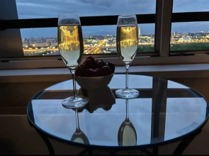 Апартаменты Легендарные с видом на город