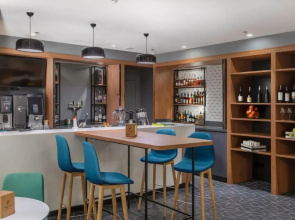 Отель Holiday Inn Yerevan Republic Square, an IHG Hotel