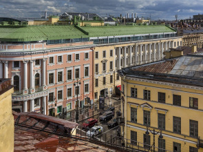 Апартаменты на Невском