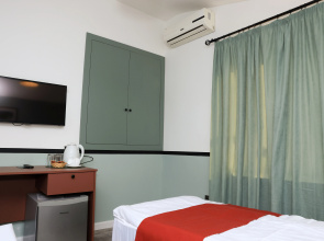 City Centre Hotel