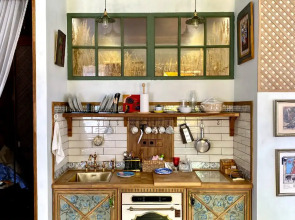 Апартаменты Дом с витражом