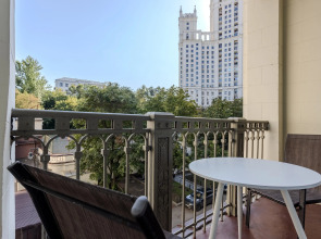 Апартаменты Стандартные с 3 спальнями и Балконом