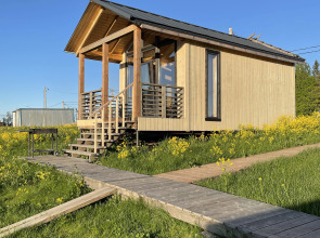 Дом Уютный домик у Игоры, белый