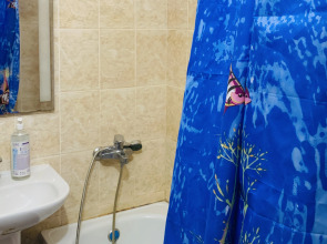 Квартира Уютная в Новом Доме Недалеко от Центра для Некурящих Людей