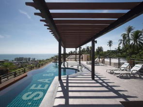 Sea And Sky Apartments