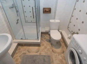 Апартаменты в Центре Города у Нарымского Сквера 2