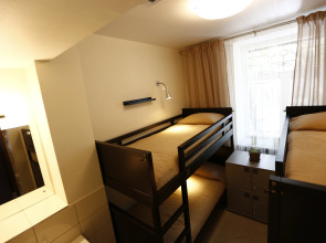 Хостел у Вокзала Бренсон