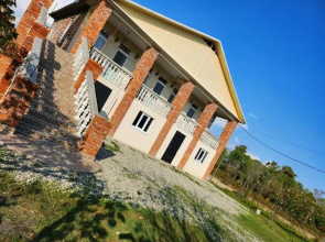 Grand Way Guest House