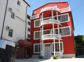 Lara Hotel