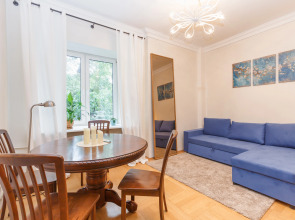 Квартира Апартаменты на Патриках в парижском стиле