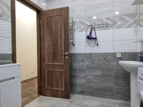 Апартаменты двухкомнатные в центре с террасой