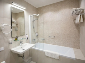 Апартаменты 4Кайф Kristall Apart с видом на море