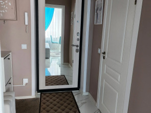 Квартира с видом на закат Родионова, 19