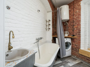 Апартаменты SREDNYAYA PODYACHESKAYA 6 APARTMENTS Просторные трехкомнатные апартаменты Park Lane Inn для 3-х взрослых