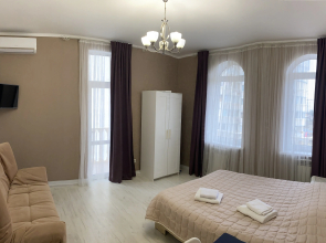 Klassicheskie s balkonom Apartment