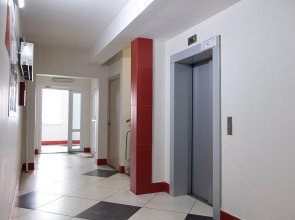 Квартира Черно-белое кино