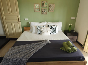 Бунгало SOLS Backyard