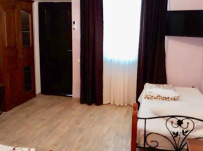 Отель Анна Сария