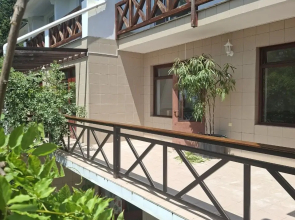 Kurshavel Guest House