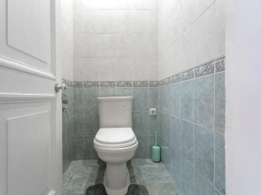 Апартаменты Улучшенные с Двумя Спальнями и Балконом