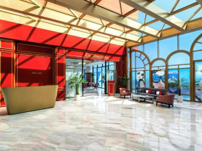 Отель Voco Dubai Monaco The Heart of Europe