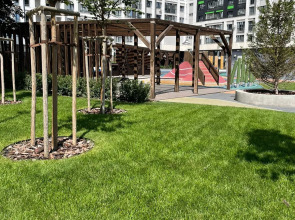 Трехкомнатная Просторная Квартира на 6 гостей у ТЦ Планета и Аквапарка