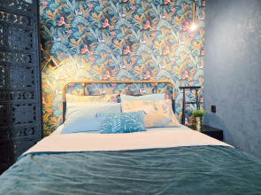 Апартаменты Райское место с панорамным видом, Сеть ЙоХоум