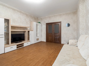 Апартаменты Огромная Уютная Квартира