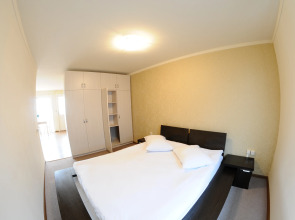 Отель Cross Resort