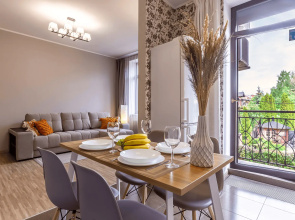 Dvukhkomnatnye Apartamenty U Doktriny Apartments