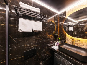 Апартаменты StudioV Batman