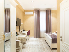 Silk Road Empire Hotel