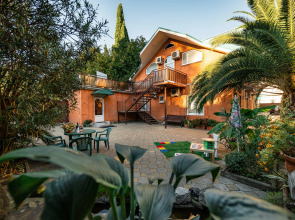 Мебелированные комнаты Азалия Центральный