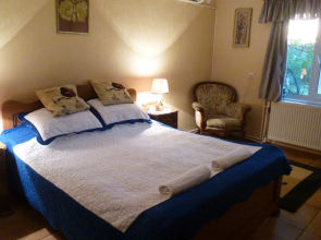 Country House Uliana Guest House