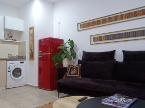 Next To The Marina Apartments