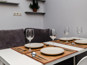 Апартаменты Жуковского 1/2/10 с2 (102)