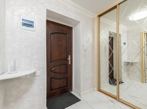 Квартира Красота спасет мир