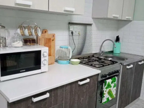 Частный дом у леса