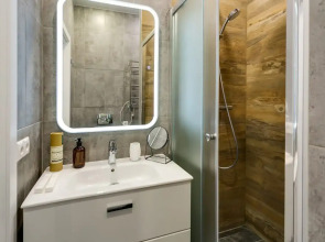 Апартаменты Алис в ЖК Хедлайнер (335)