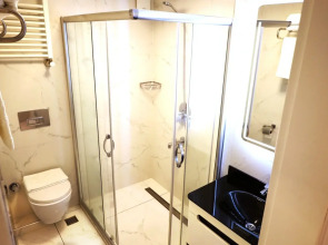 Отель Bakirkoy Tashan Business& Airport Hotel