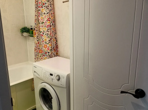 Квартира Двухкомнатная Студия в Тихом Центре Левого Берега