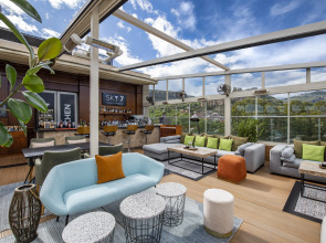 Отель Mercure Tbilisi Old Town