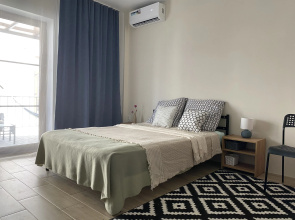 S Terrasoy V Italyyanskoy Derevne Flat