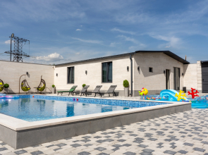 Santorini villa with pool near airport Villa