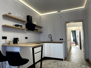 Аппартаменты "Эленика" двухкомнатная квартира в Махачкале с видом на озеро и мечеть